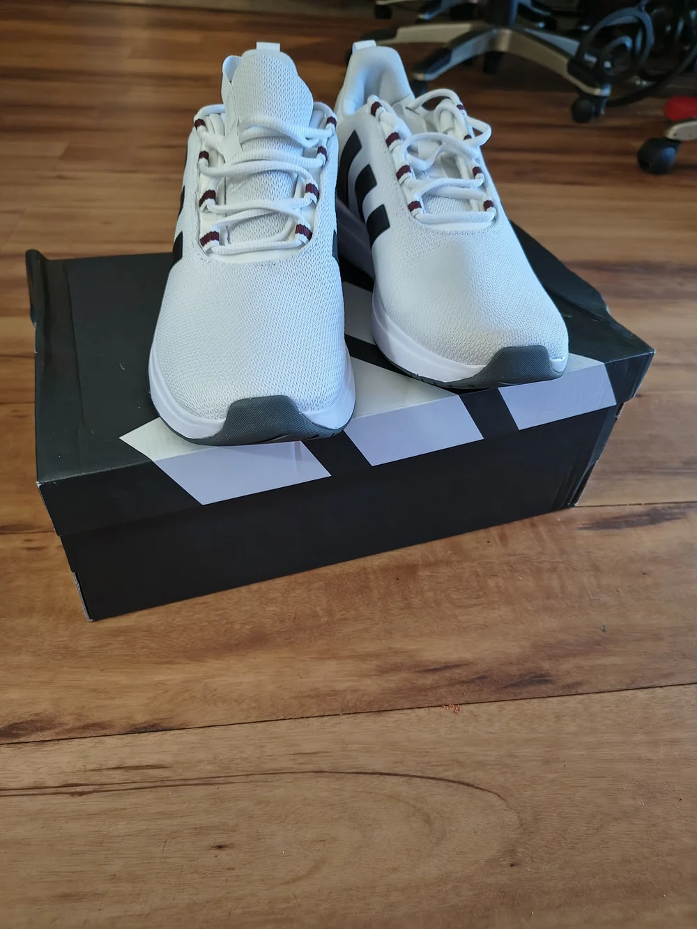 adidas Men's White Sneakers with Black Stripes and Burgundy Accents